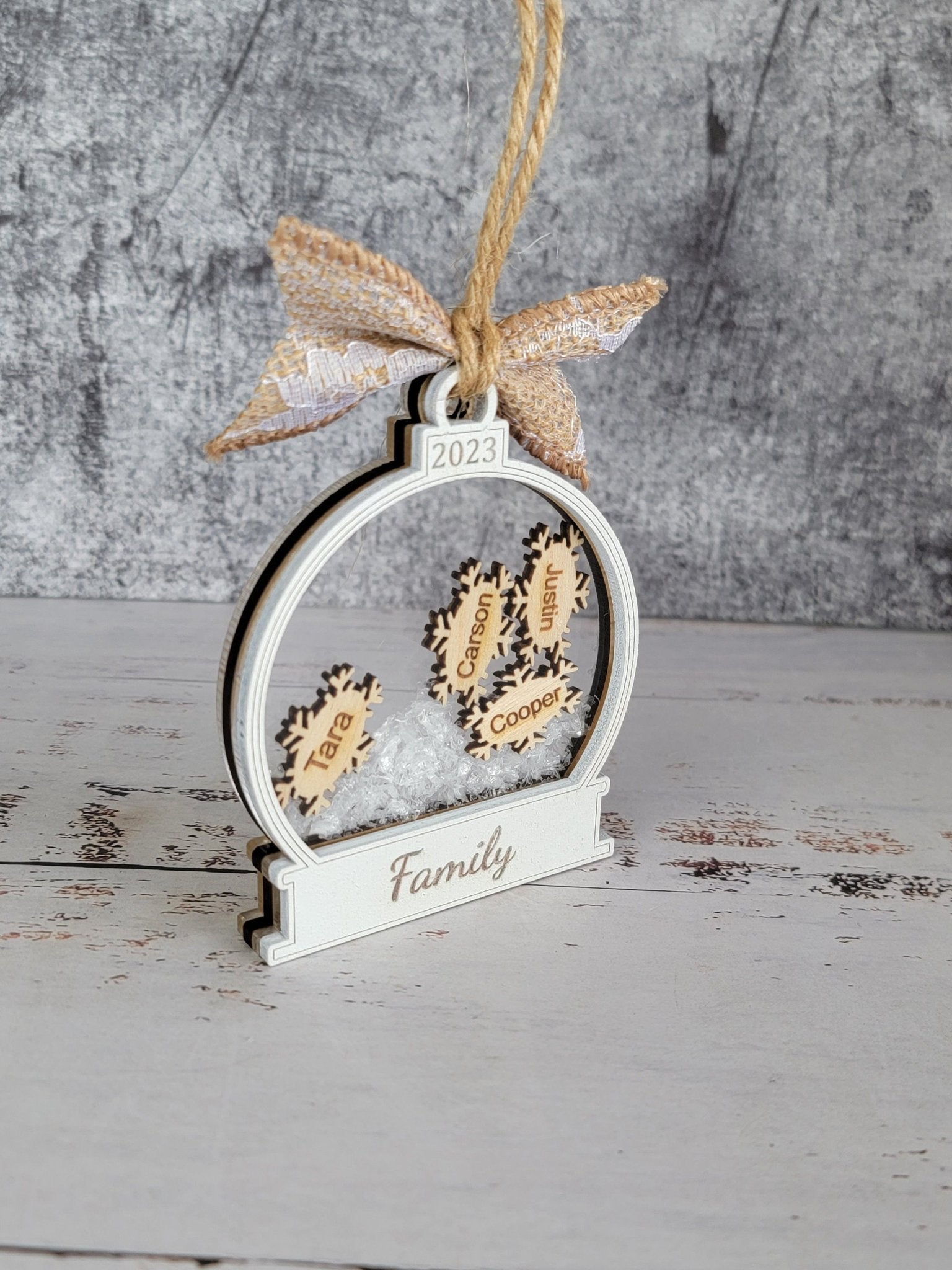 Custom Personalized 2024 Snow Globe Christmas Ornament - EverLee Creations