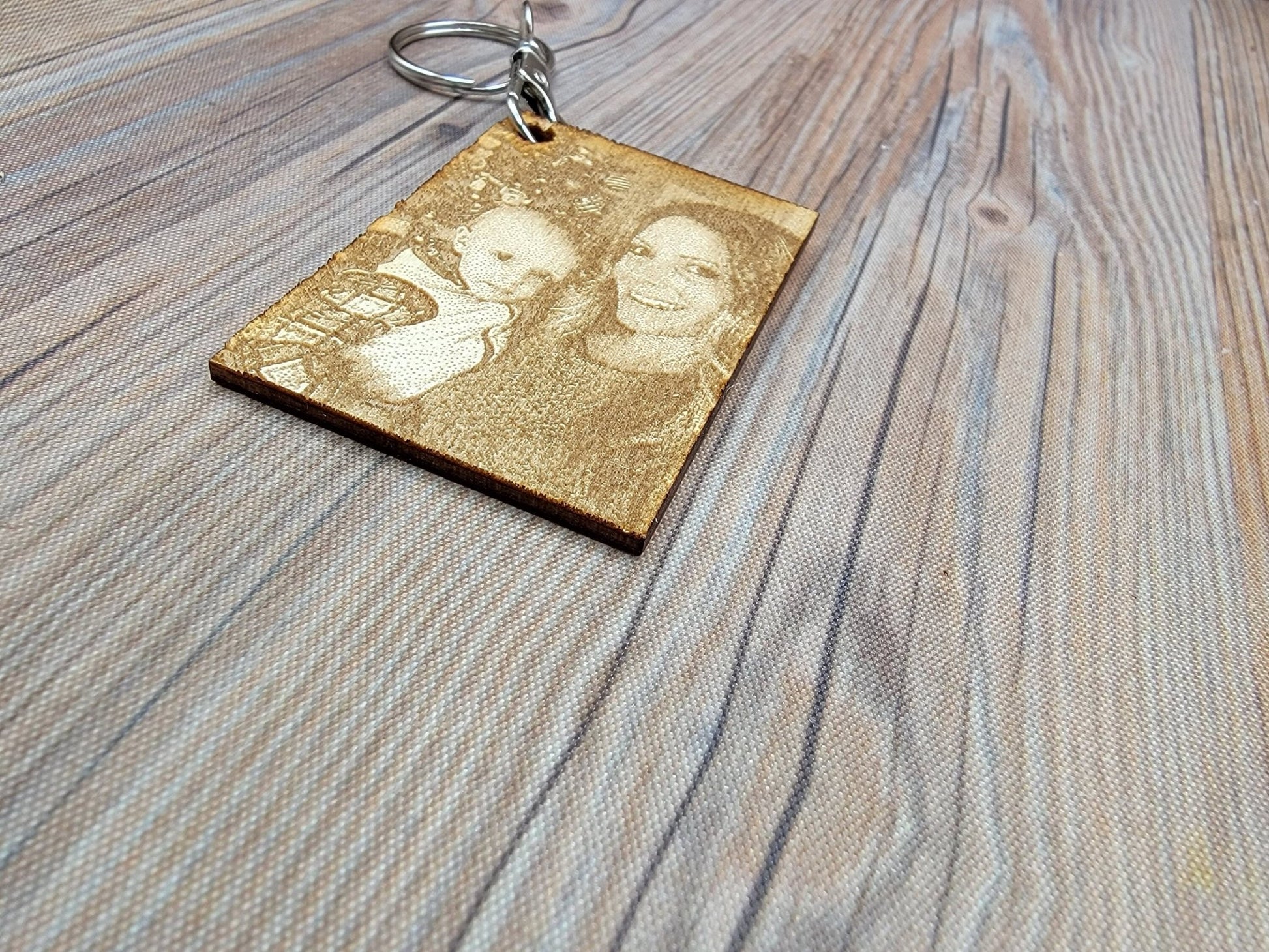 Engraved Personalized Key Chain | Christmas Gift | Custom Photo Key Chain | Keychain Stocking Stuffer - EverLee Creations