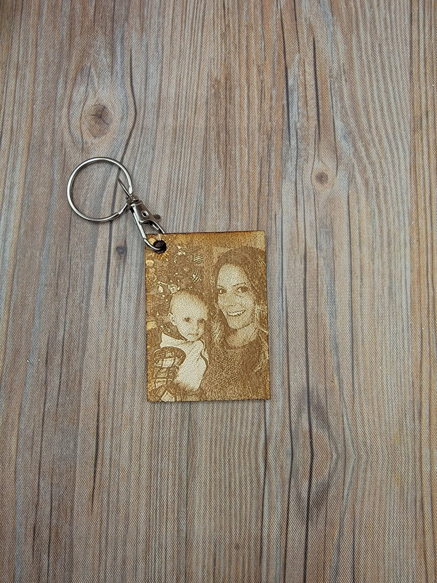 Engraved Personalized Key Chain | Christmas Gift | Custom Photo Key Chain | Keychain Stocking Stuffer - EverLee Creations