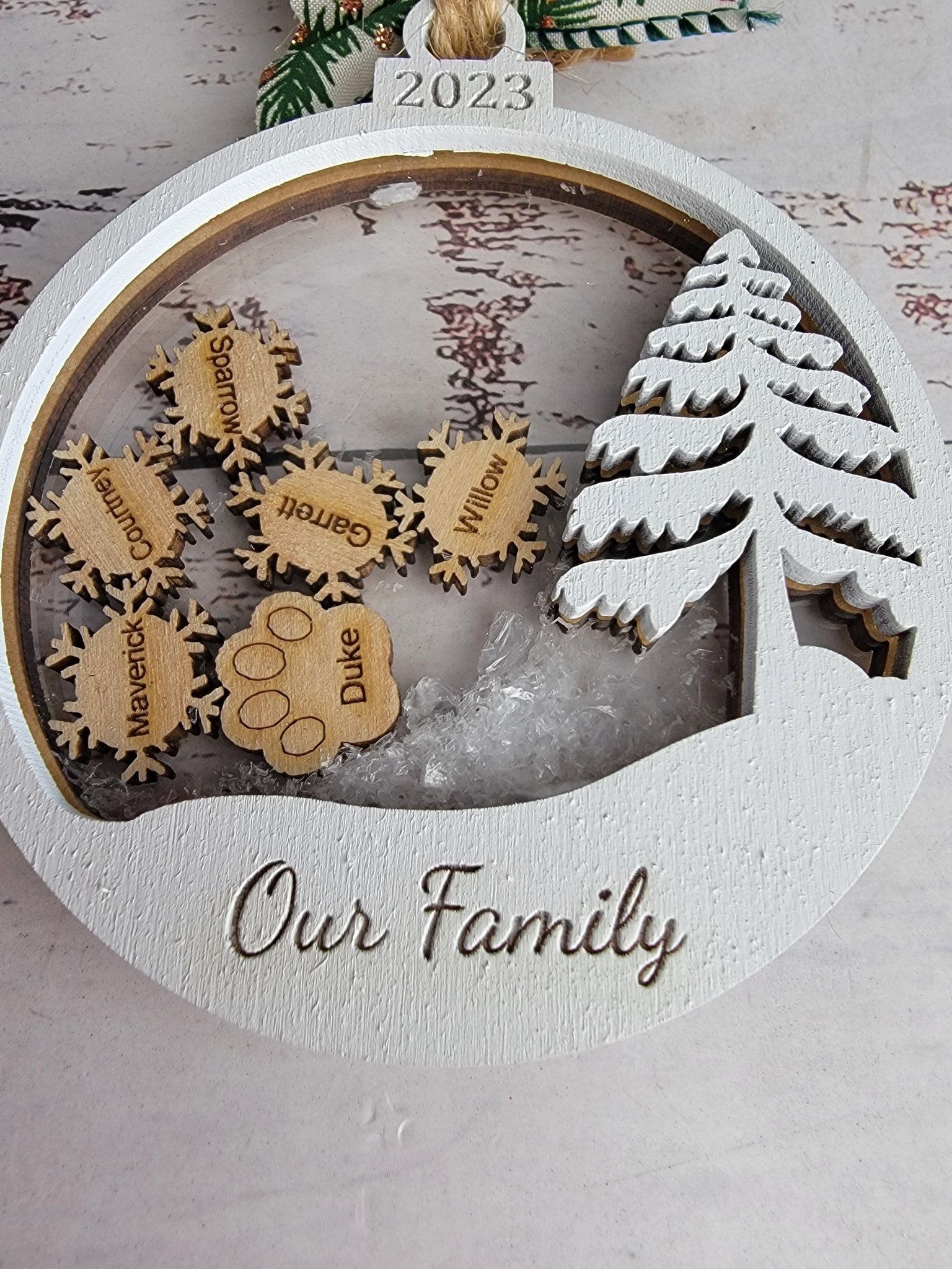 Personalize Snow Globe 2023 Family Ornament - EverLee Creations