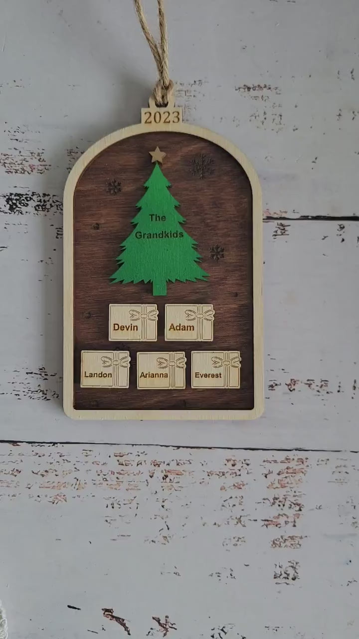 Tree Family Christmas Ornament, Personalized 2023 ornament, wood ornament,christmas tree ornament, secret Santa gift,annual family ornament
