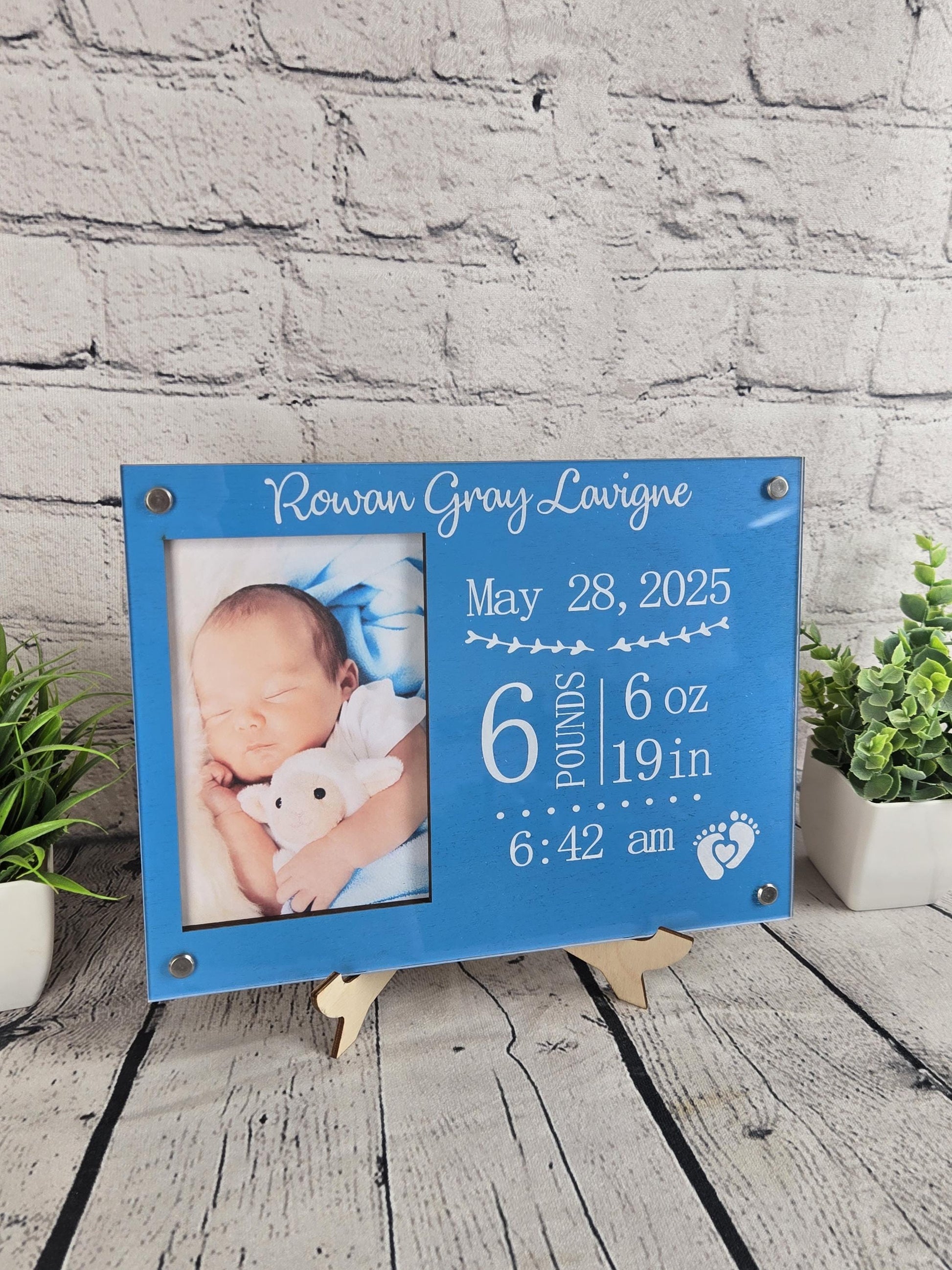 Personalized Birth Announcement Picture Frame | Gift for New Parents | Newborn Picture Frame | Birth Information Frame | New Nursery Décor