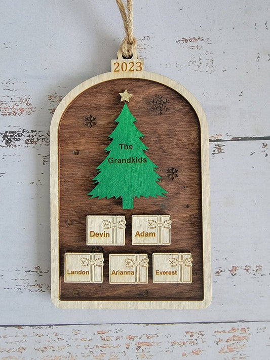 Tree Family Christmas Ornament, Personalized 2023 ornament, wood ornament,christmas tree ornament, secret Santa gift,annual family ornament - EverLee Creations