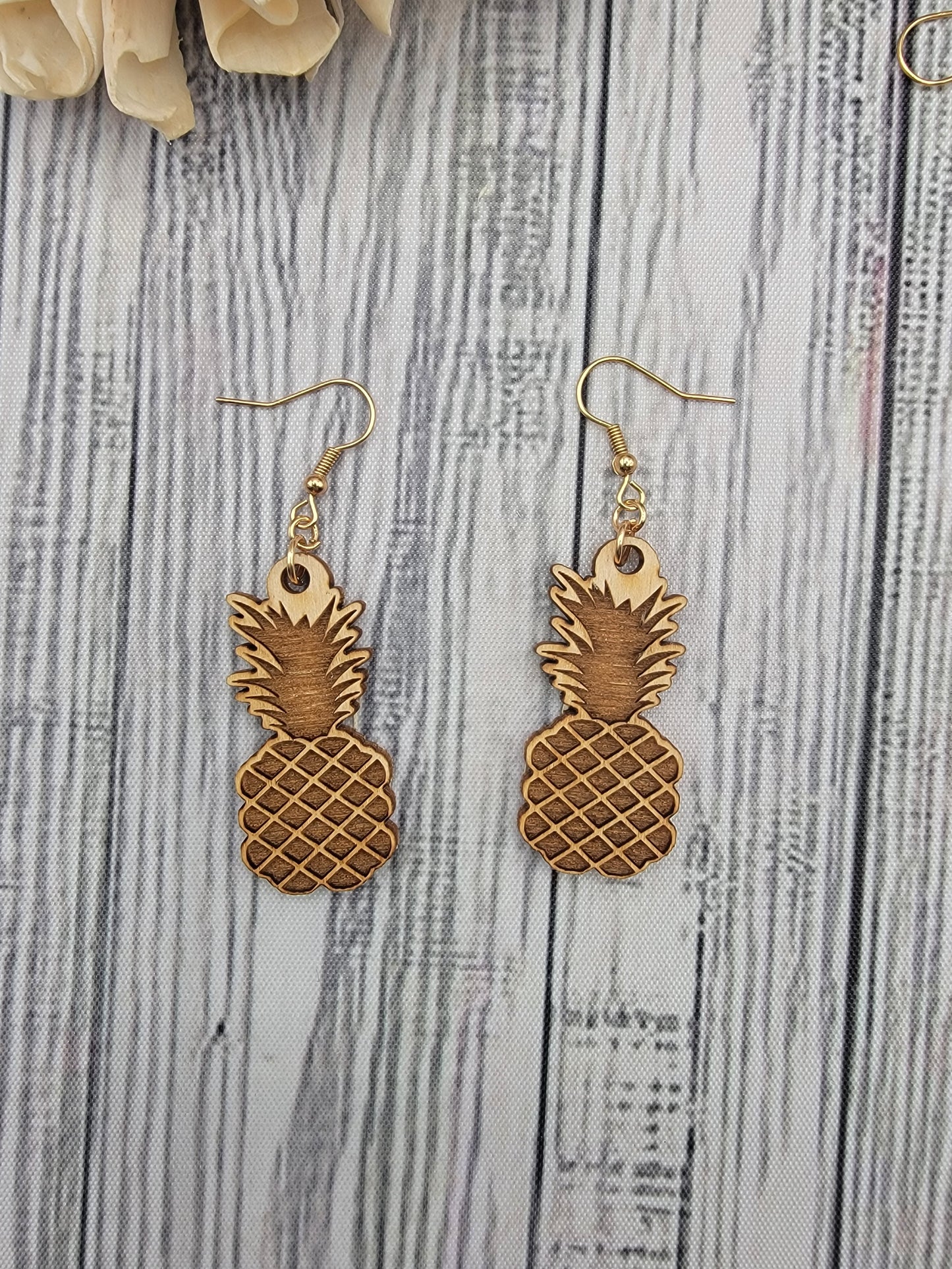 Hawaiian Hula Girl / Pineapple Earrings